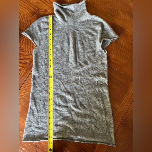 Malo Women’s Cashmere Blend Short Sleeve Mock Neck Sweater EUC - Picture 4 of 7